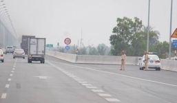 CSGT có được dừng xe trên cao tốc?