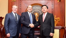 Bí thư Đinh La Thăng gặp gỡ nhà đầu tư Hoa Kỳ