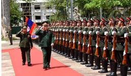 Bộ trưởng Ngô Xuân Lịch thăm chính thức nước CHDCND Lào