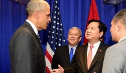 Bí thư Đinh La Thăng xuất hiện trong buổi gặp gỡ giữa Tổng thống Obama với các doanh nhân trẻ
