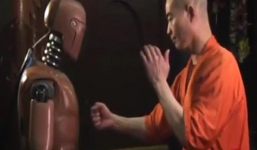 Võ tăng Thiếu Lâm tái hiện tuyệt kỹ nhất thốn quyền của Lý Tiểu Long