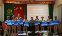 Bắc Giang thưởng nóng 8 chiến sĩ công an từ chối nhận hối lộ nửa tỷ 