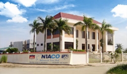 Tuần qua, cổ phiếu “nhà nghèo” bật tăng đáng kể