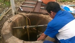 Sửa máy bơm, hai người chết ngạt dưới giếng ở Bình Thuận