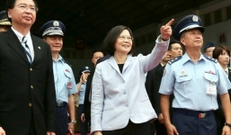 Bà Thái Anh Văn tuyên bố tăng cường sức mạnh quân đội