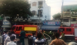 Hà Nội: 'Bà hỏa' thăm nhà hàng, nhân viên 'tá hỏa'