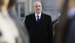 Ba Lan tuyên bố chỉ cần một tiểu đoàn NATO để chặn Nga