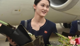 Cận cảnh dàn tiếp viên xinh đẹp của 'hãng hàng không bí ẩn nhất thế giới'