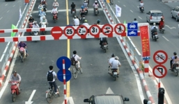 Xe máy đi sai làn đường bị phạt bao nhiêu tiền?