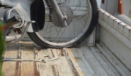 Bỏ tú bí kíp giúp tránh những tai nạn thảm khốc do nổ lốp xe vì nắng nóng