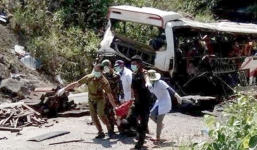 Vụ tai nạn xe khách tại Lào: Đã xác định được danh tính nạn nhân cuối cùng