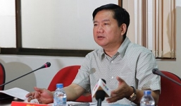 Bí thư Đinh La Thăng giải quyết các kiến nghị của ĐH Hoa Sen