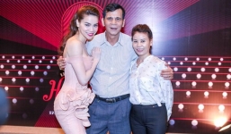 Cuộc sống giản dị của bố mẹ Hồ Ngọc Hà trong biệt thự triệu đô