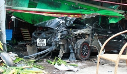 Nam thanh niên cướp xe ô tô của chủ tiệm vàng rồi gây tai nạn