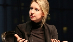 Nữ tỷ phú trẻ tuổi nhất thế giới trắng tay chỉ sau một đêm