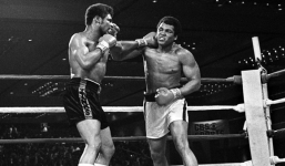 Huyền thoại đấm bốc thế giới Muhammad Ali qua đời ở tuổi 74