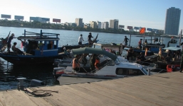 Thủ tướng yêu cầu làm rõ nguyên nhân vụ chìm tàu trên sông Hàn, Đà Nẵng