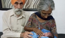 Cụ bà phá kỷ lục thế giới khi sinh con ở tuổi 70