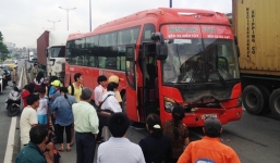 Xe khách Phương Trang gặp nạn, hàng chục khách hoảng loạn