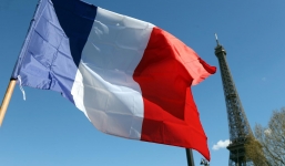 Bỗng nhiên nói tiếng Pháp trôi chảy sau khi phẫu thuật não thất bại