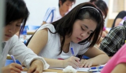 Sáng nay, 75.000 học sinh Hà Nội thi vào lớp 10 công lập