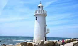 Trung Quốc loan tin sắp xây thêm hai ngọn hải đăng tại Trường Sa