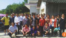 Hơn 70 dân làng bị nhiễm viêm gan C do bác sĩ tắc trách