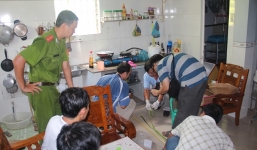 Cựu cầu thủ bóng đá sát hại 2 con rồi tự tử: Đình chỉ điều tra