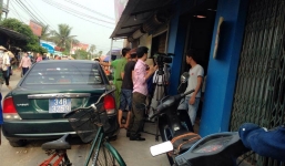 Mua xăng đốt nhà hàng xóm, 4 người nhập viện