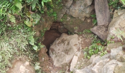 Vụ 3 phu vàng chết thảm dưới hang sâu: Nổ mìn lấp cửa hang vàng