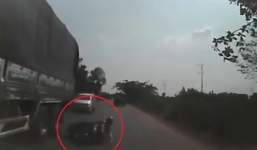 Video: Đôi nam nữ thoát chết khi lao vào gầm ô tô