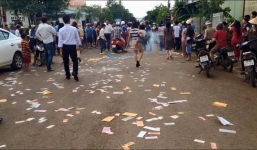 Video: Vợ rải vàng mã, mở nhạc đám ma trong đám cưới chồng cũ