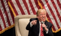 Donald Trump nhấn mạnh lại ý định cấm nhập cư với người Hồi Giáo