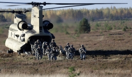 NATO điều binh tới Đông Âu, Nga kiểm tra đột xuất toàn quân