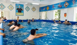 Hà Nội dạy bơi miễn phí cho hàng nghìn học sinh