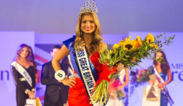 Hoa hậu Anh bị chỉ trích vì cảnh quay táo bạo trên sóng truyền hình