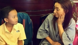 Clip Phi Nhung hát mộc dạy cậu bé nghèo Hồ Văn Cường 