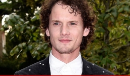 Nam diễn viên phim 'Star Trek' qua đời trong vụ tai nạn xe hơi