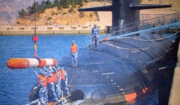 Trung Quốc 'khoe' tàu ngầm hạt nhân, dọa Mỹ trên Biển Đông