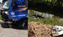 Va chạm xe đầu kéo, 'xế hộp' văng xuống sông, lái xe tử vong