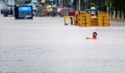 Video: Lũ lụt kinh hoàng ở miền nam Trung Quốc