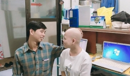 Xúc động chuyện tình yêu 7 năm của cô gái bị ung thư máu