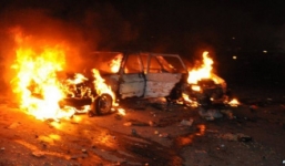 Video: Xe bom liều chết lao vào đồn biên phòng, phát nổ dữ dội 