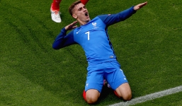 Video Euro 2016: Griezmann đánh đầu dũng mãnh gỡ hòa cho ĐT Pháp