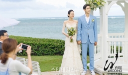 Nam diễn viên 'Vì sao đưa anh tới' tổ chức đám cưới lãng mạn ở Hawaii 