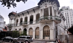 Ngôi biệt thự 100 tuổi ở Sài Gòn từng được rao bán gần 800 tỷ