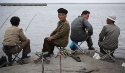 Khám phá cuộc sống thường ngày tại quốc gia cô lập nhất thế giới