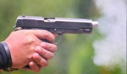 Mỹ: Bé 6 tuổi vô tình bắn chết em trai tại nhà