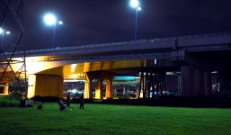 Người đàn ông nhảy cầu Sài Gòn tự tử