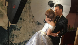 Facebook sao Việt: Đàm Vĩnh Hưng bất ngờ 'khóa môi' học trò Phượng Vũ